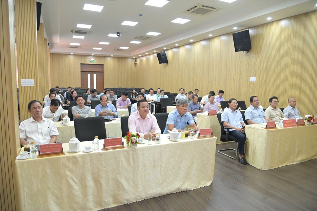 VRG dự Hội nghị quán triệt, triển khai tổng kết thực hiện Nghị quyết 18